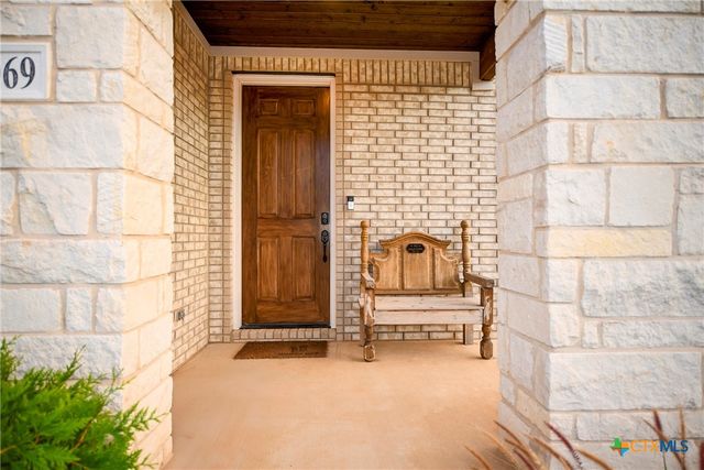 2069 Flametree Avenue, New Braunfels, TX 78132
