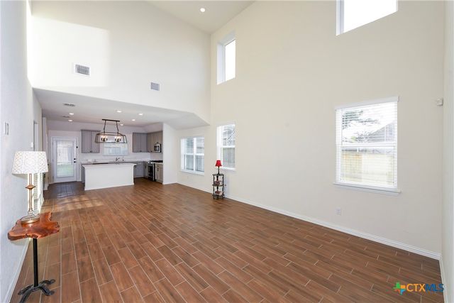 2069 Flametree Avenue, New Braunfels, TX 78132