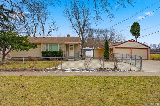 916 Buckingham Avenue, Flint, MI 48507