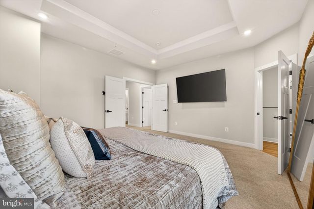 910 CLARENDON FARM LN, Brunswick, MD 21716