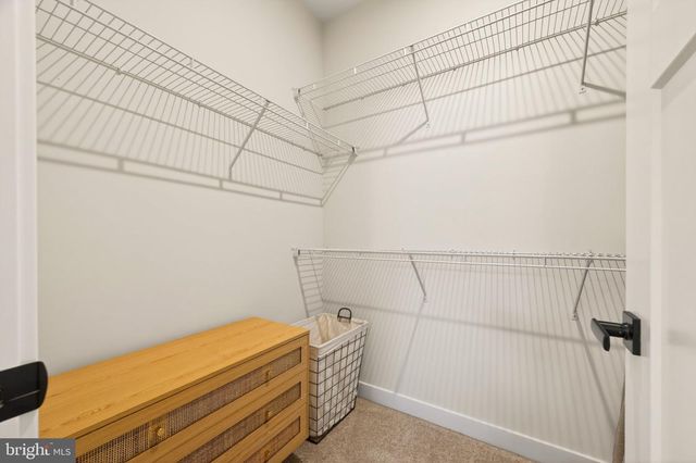 910 CLARENDON FARM LN, Brunswick, MD 21716