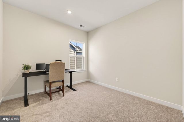 910 CLARENDON FARM LN, Brunswick, MD 21716
