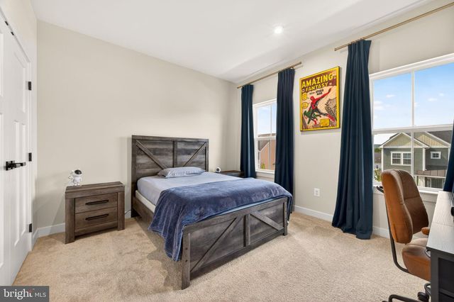 910 CLARENDON FARM LN, Brunswick, MD 21716