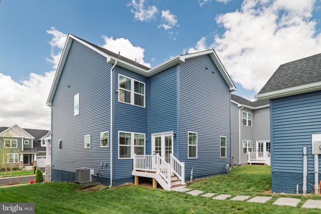 910 CLARENDON FARM LN, Brunswick, MD 21716