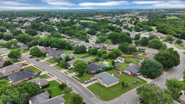 1151 Darren Drive, Burleson, TX 76028