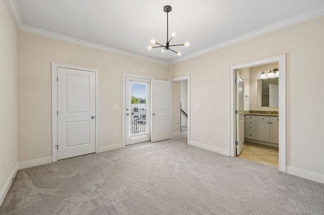 2110 Acklen Ave Apt 101, Nashville, TN 37212