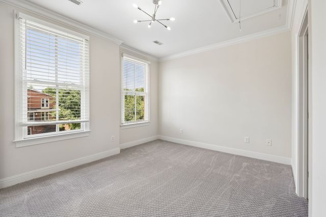 2110 Acklen Ave Apt 101, Nashville, TN 37212
