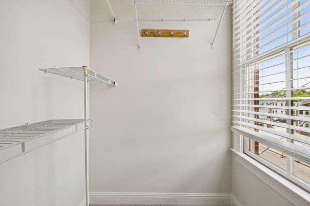 2110 Acklen Ave Apt 101, Nashville, TN 37212