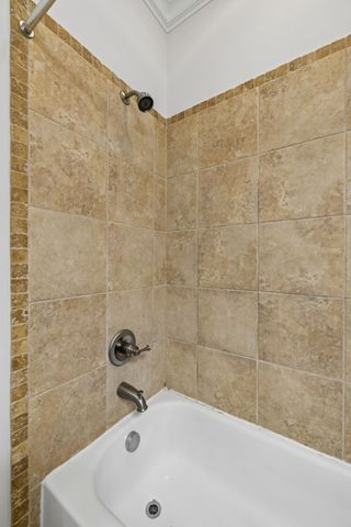 2110 Acklen Ave Apt 101, Nashville, TN 37212