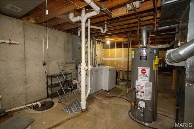 12220 Tempo Drive, St Louis, MO 63146