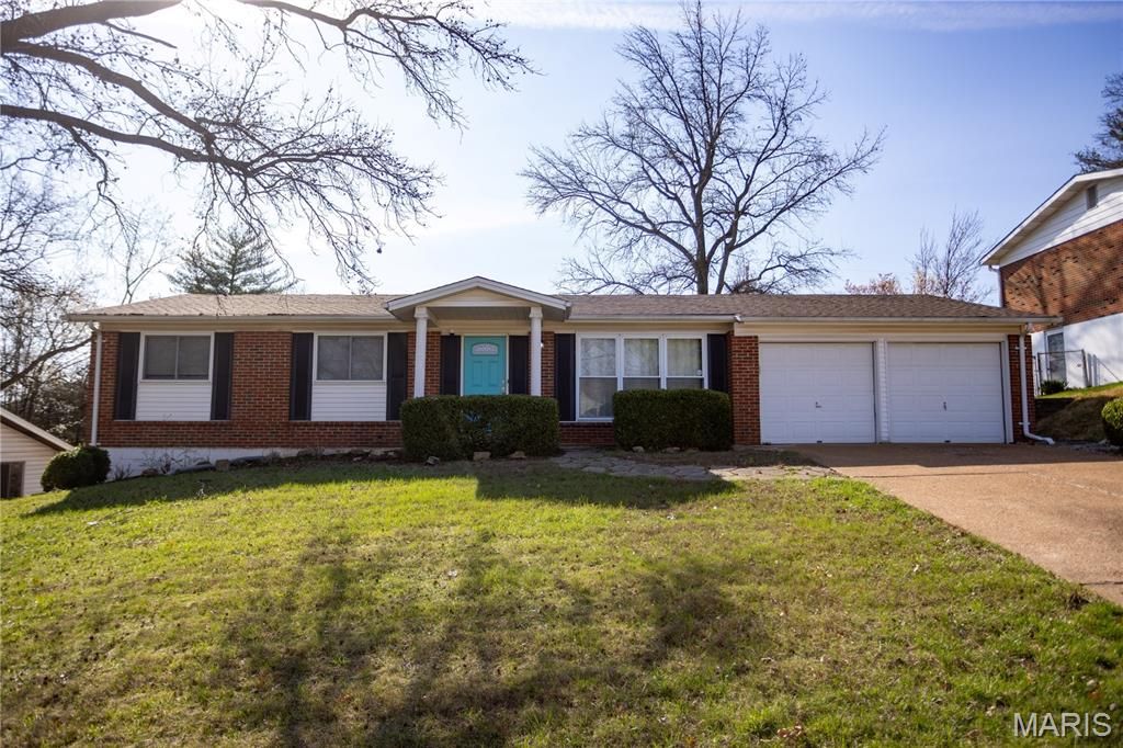 12220 Tempo Drive, St Louis, MO 63146