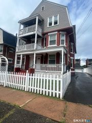 34-36 Barker Street 1, Hartford, CT 06114