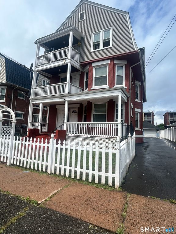 34-36 Barker Street 1, Hartford, CT 06114