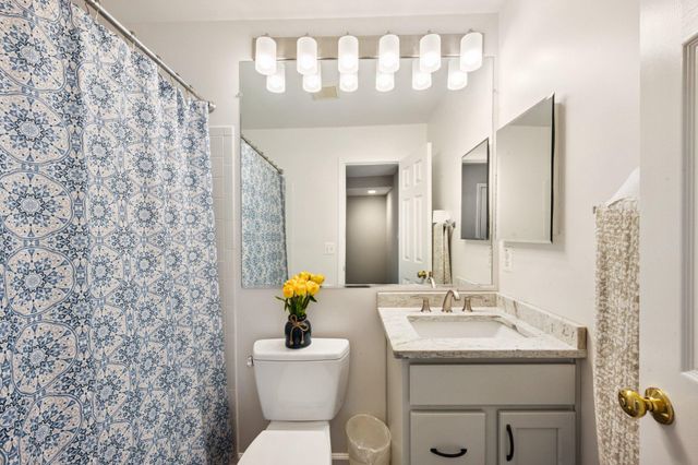 1319 VINTAGE PL, Reston, VA 20194