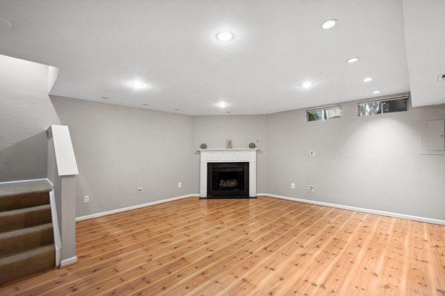 1319 VINTAGE PL, Reston, VA 20194