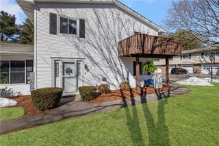 264 Chatham Circle, Warwick, RI 02886