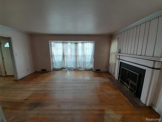 2597 W 8 Mile Road, Detroit, MI 48221