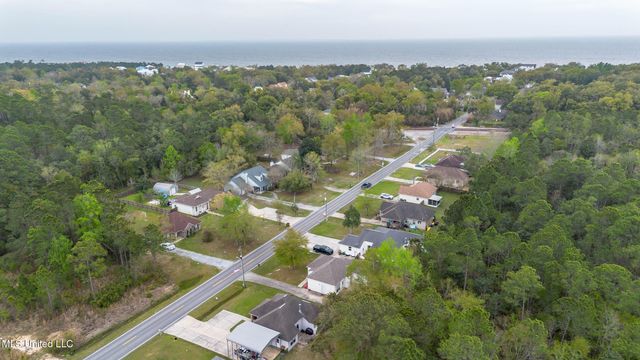313 Espy Avenue, Pass Christian, MS 39571