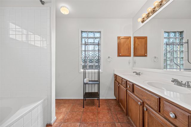 13667 Paxton Drive, Houston, TX 77014