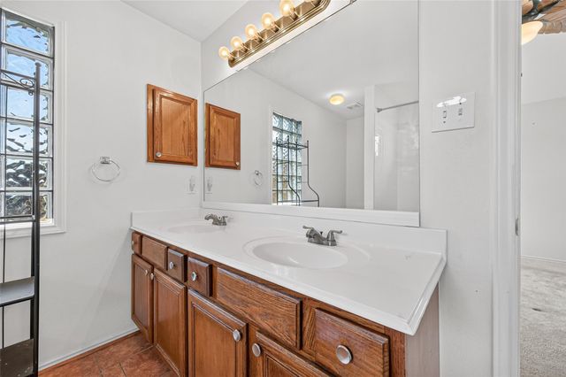 13667 Paxton Drive, Houston, TX 77014