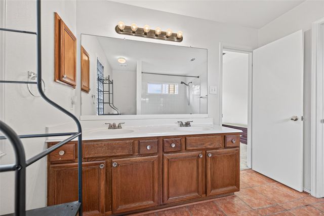 13667 Paxton Drive, Houston, TX 77014