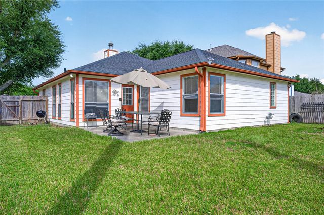 13667 Paxton Drive, Houston, TX 77014