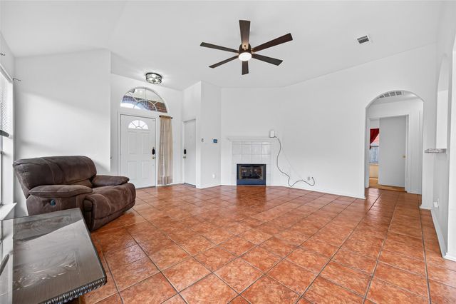 13667 Paxton Drive, Houston, TX 77014