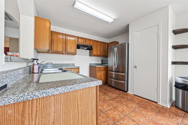 13667 Paxton Drive, Houston, TX 77014