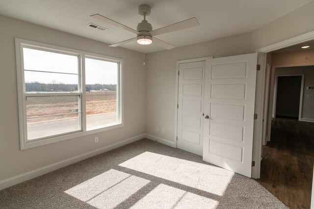 9 Miller Farm, Clarksville, TN 37043