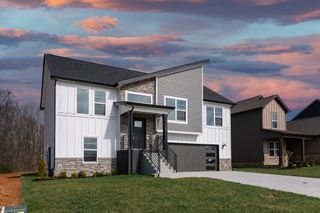 9 Miller Farm, Clarksville, TN 37043