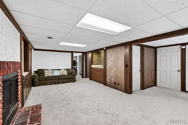 1001 Dorne Drive, Manchester, MO 63021