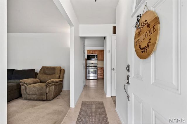 1001 Dorne Drive, Manchester, MO 63021