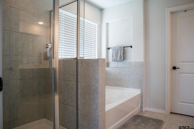 4036 Aurora Lane, Heartland, TX 75126