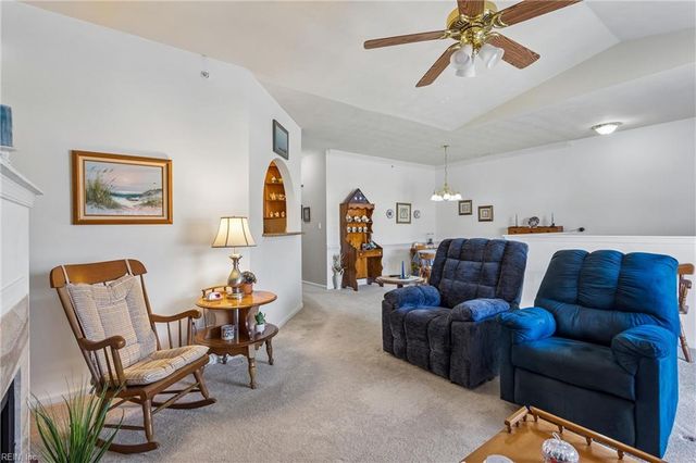 504 Rustads CIR, Williamsburg, VA 23188