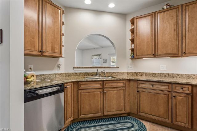 504 Rustads CIR, Williamsburg, VA 23188