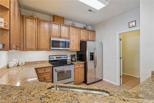 504 Rustads CIR, Williamsburg, VA 23188