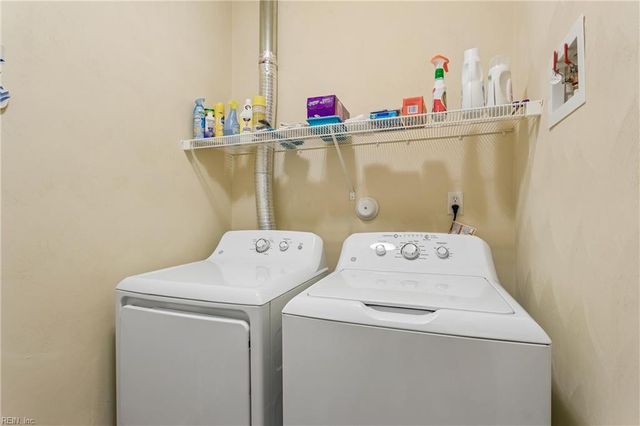 504 Rustads CIR, Williamsburg, VA 23188