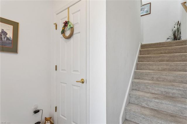 504 Rustads CIR, Williamsburg, VA 23188