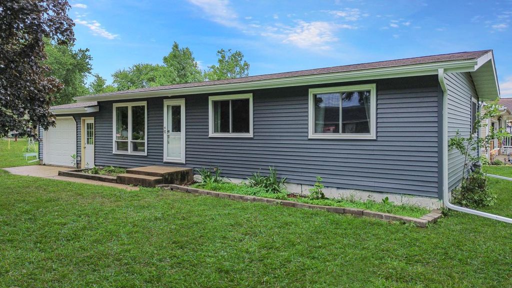 402 Cardinal AVENUE, Rockland, WI 54653
