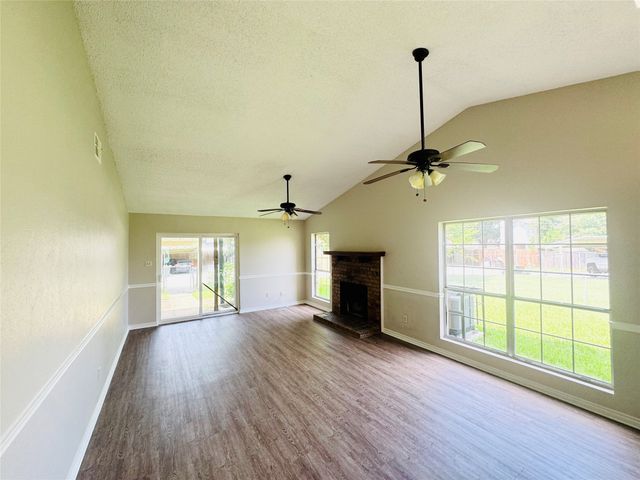 821 Colchester Drive, Mesquite, TX 75149