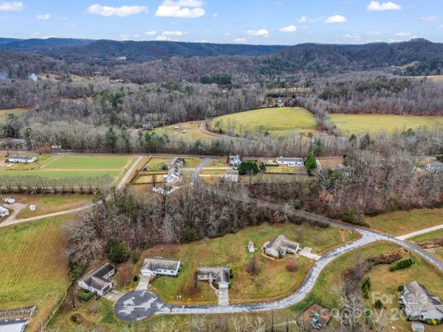 15 Little Pole Creek Drive 12, Candler, NC 28715