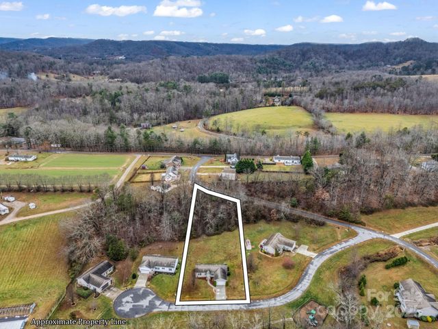 15 Little Pole Creek Drive 12, Candler, NC 28715