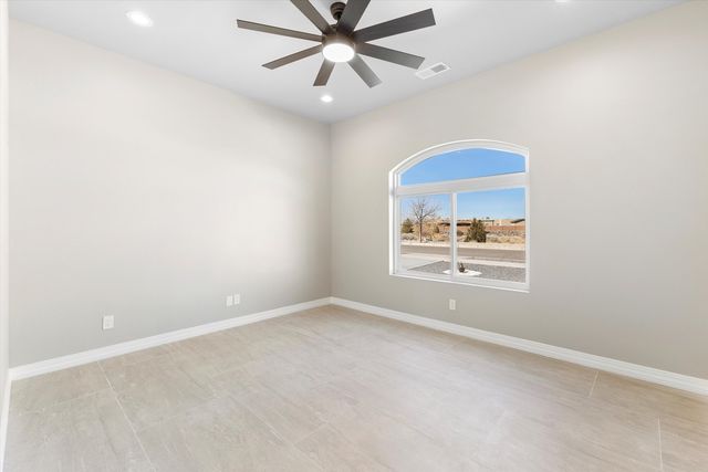 6608 Petirrojo Road NW, Albuquerque, NM 87120