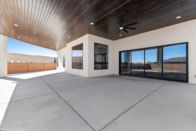 6608 Petirrojo Road NW, Albuquerque, NM 87120