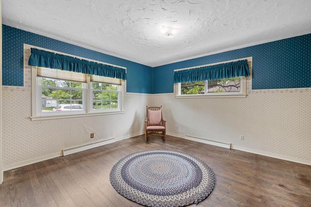 7873 N Edgeworth DRIVE, Milwaukee, WI 53223