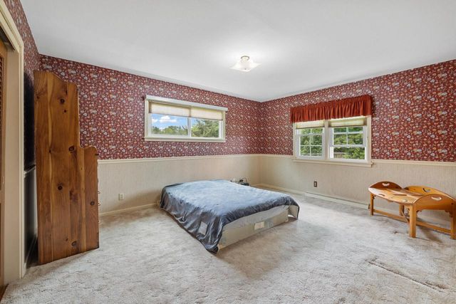 7873 N Edgeworth DRIVE, Milwaukee, WI 53223