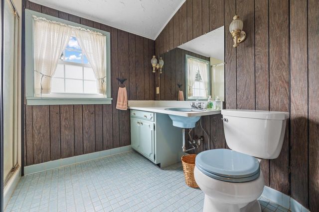 7873 N Edgeworth DRIVE, Milwaukee, WI 53223