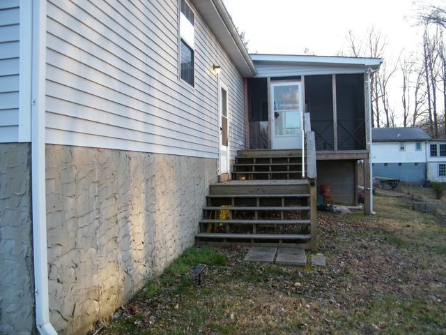 67 Hilco Dr, Lafayette, TN 37083