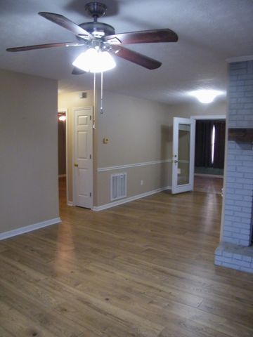 67 Hilco Dr, Lafayette, TN 37083