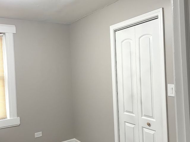 8400 S Burley Avenue, Chicago, IL 60617